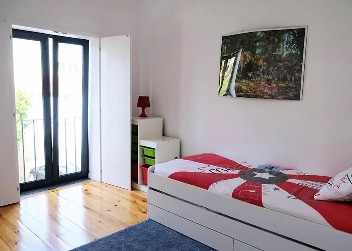 Casa Da Ribeira * Cha de Alvares